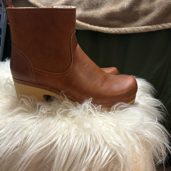 Universal Thread Target booties - Picture 3 of 5